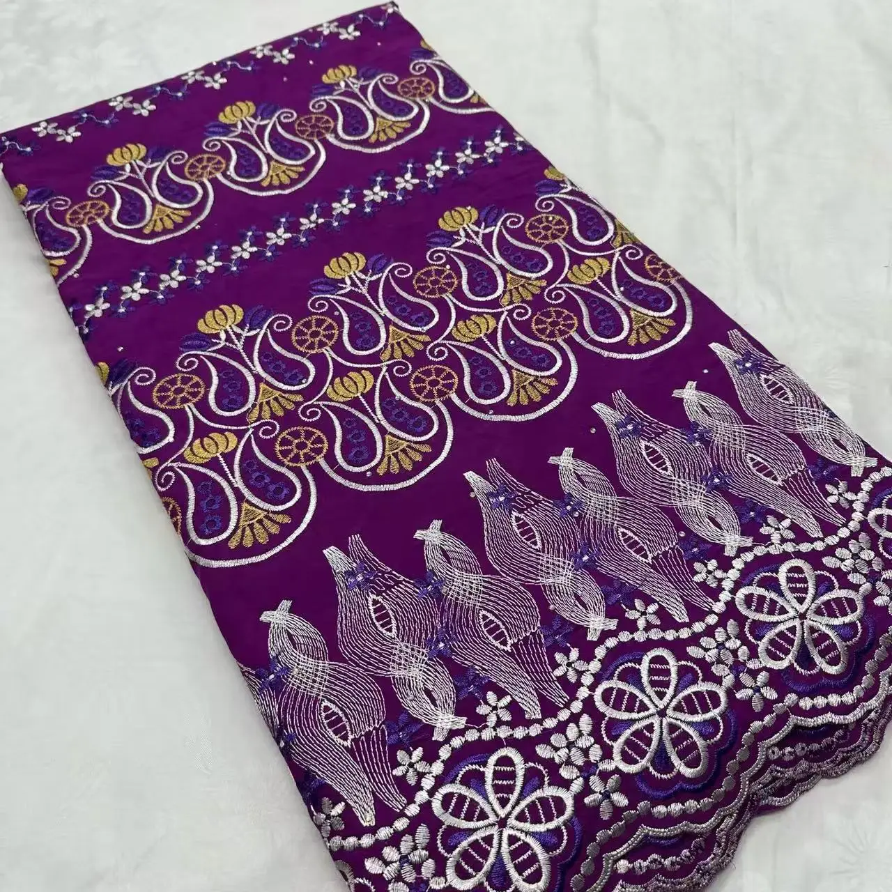 

Оптовая продажа, хлопковая африканская кружевная ткань, 2025 г., высокое качество, швейцарская вуаль, кружевная ткань, нигерийская сухая кружевная ткань с камнями, свадебное шитье