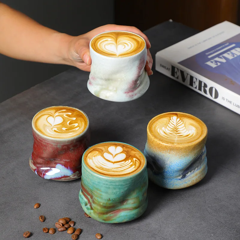 Espressotassen aus Steinzeug, handgeklemmte, plissierte Latte-Art-Tassen im Vintage-Stil, gebrauchte Nachmittagstee-Tassen aus Keramik im Nischendesign