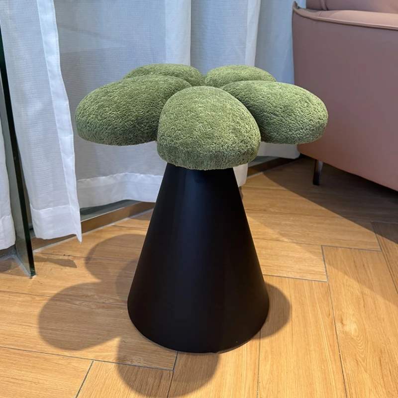 

Cream style bedroom light luxury makeup stool master bedroom dressing stool