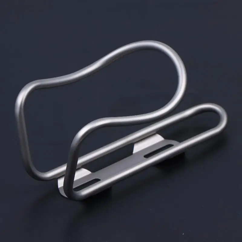 

Titanium Alloy Cycling Bottle Cage Lightweight Rust Resistant 750ml Secure Holder for Road Bike Long Distance Riding