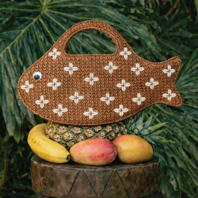 

Women Bag Summer Small Fish-shaped Printed Embroidery Raffia Straw Woven Handbag Boho Travel and Vacation Beach Bag 2026