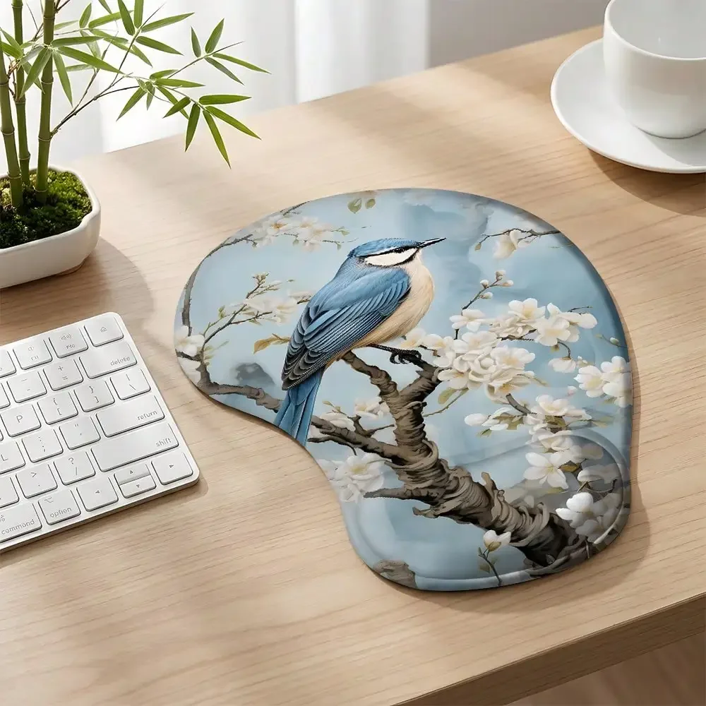 

1pc Wrist Rest Mouse Pad, Office Anti-Slip Cushion Pad. Designed With Slow-Rebound Memory Foam Wrist Rest, It Contours To The Wrist Curve To Effectively Relieve Wrist Fatigue From Prolonged Office Work Or Study.