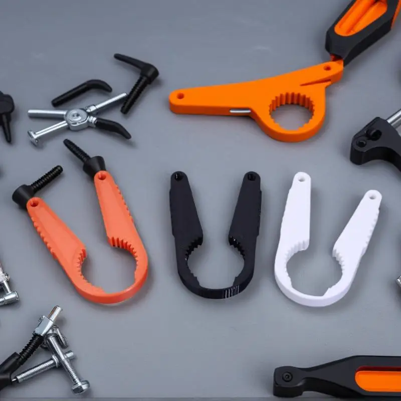 Gear Design Ergonomischer universeller Flaschenöffner mit Kunststoffkappe für Getränkeflaschen