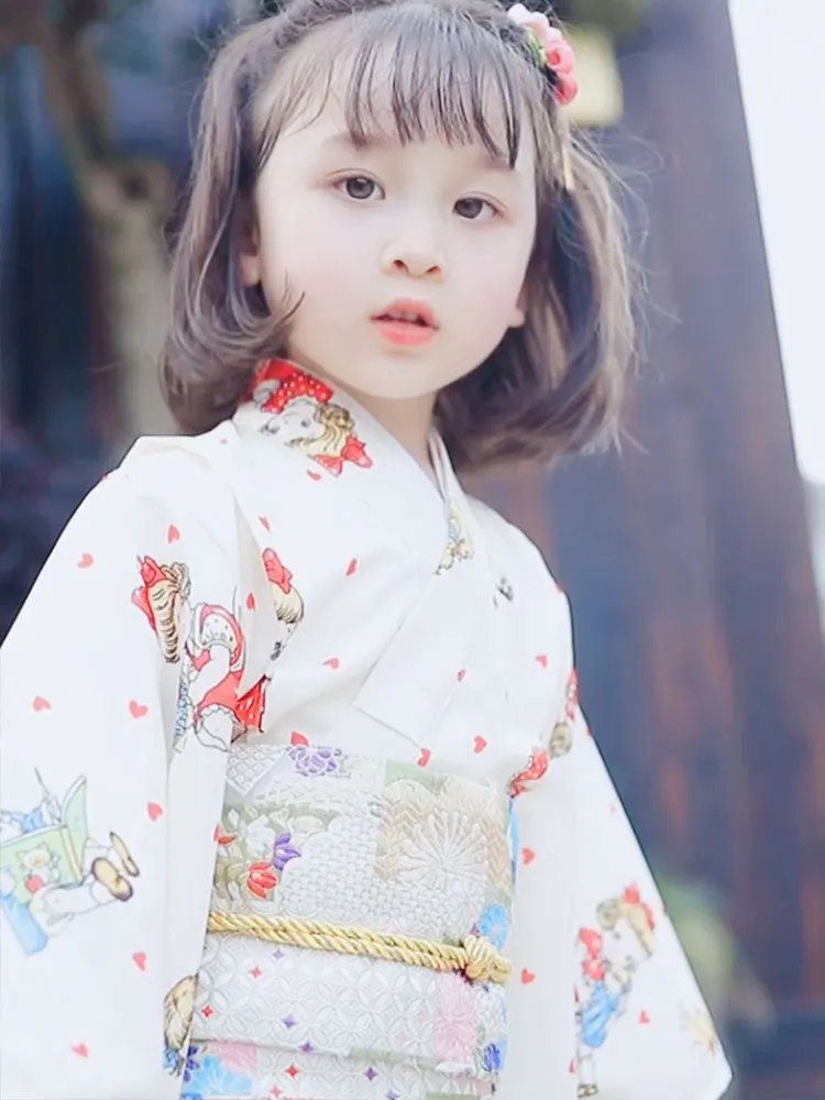 Kimono tradizionale da ragazza in stile giapponese stampe floreali abito estivo per bambini abbigliamento da palcoscenico per bambini giappone Yukata