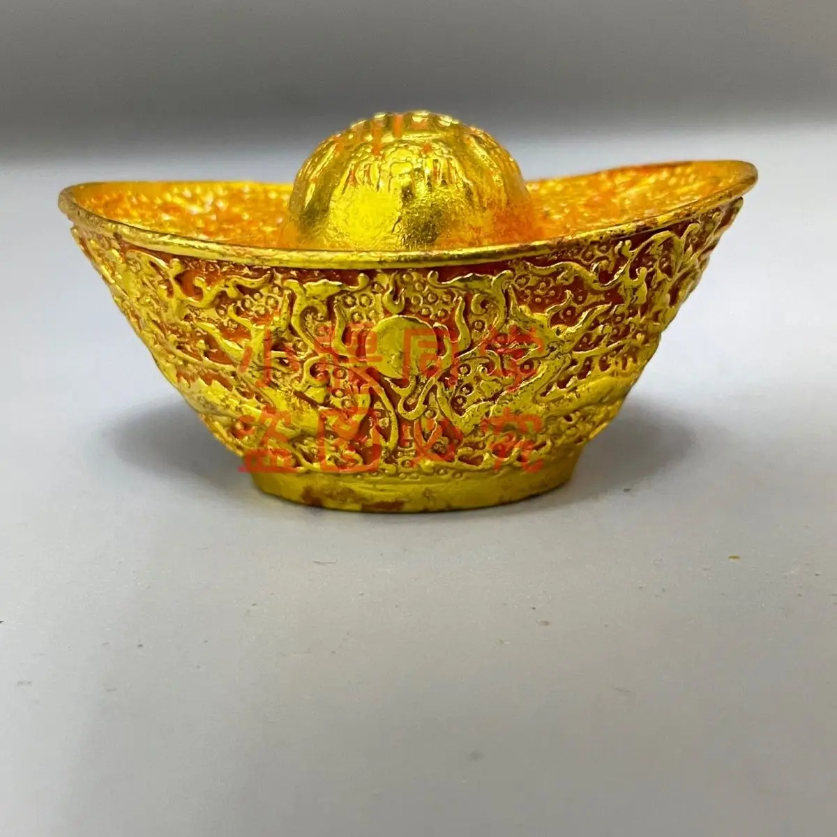 

Yuanbao shape desktop ornament gold ingot lucky treasure home living room entrance decoration handicrafts