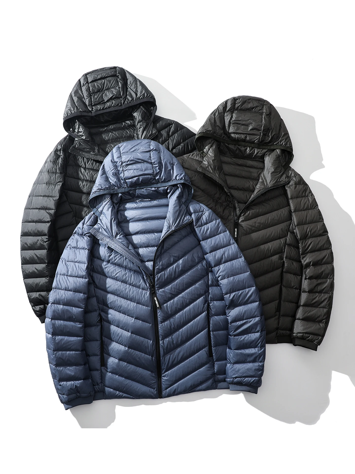 

Мужская легкая уличная куртка с капюшоном, наполненная 90% белым утиным пухом, из нейлоновой ткани, стандартный крой, с длинными рукавами, на молнии.