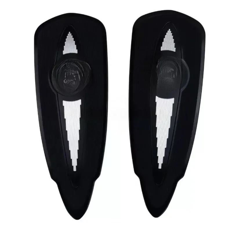 Modify the driver's front foot pedal, and the driver's pedal is enlarged and widened.