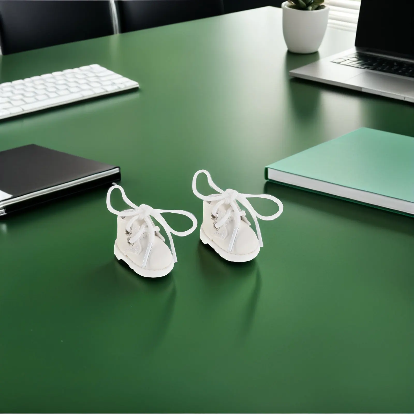 1Pair Miniature Shoes Stylish Decorative Boot Accessories for 20cm Figurines Dress Up Props Mini House Ornaments