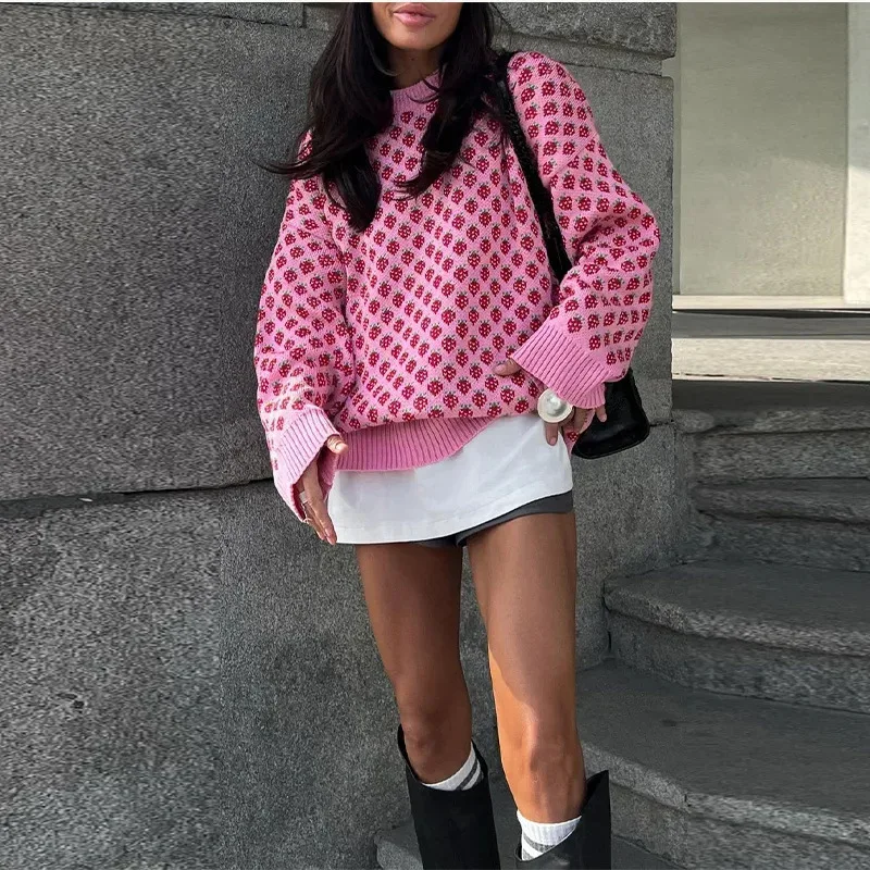 Winter New Cute Pink Sweater Women O-neck Pullover Strawberry Jacquard Long Sleeve Jumper Tops Female Print Knitted Sweaters