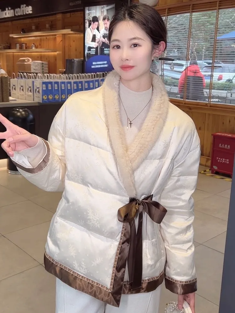 

Новая китайская женская теплая куртка из белого гусиного пуха с шелковым узлом, утолщенная, с длинными рукавами, свободного кроя, экологичная