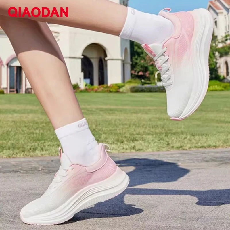 

QIAODAN Woman Running Shoes 2025 Autumn Shock-Absorbing Height Increasing Shoes Comfort Casual Breathable Sneakers QXB022251211