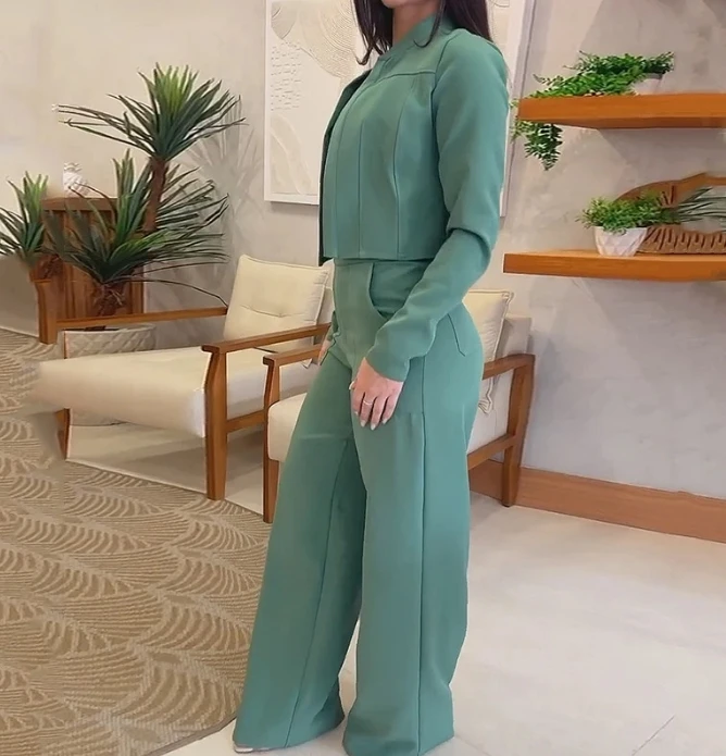 New 2023 Autumn Fashion Solid Color Elegant Sleeveless Bra Lining and Short Jacket and Casual Pants Three Piece Set for Women