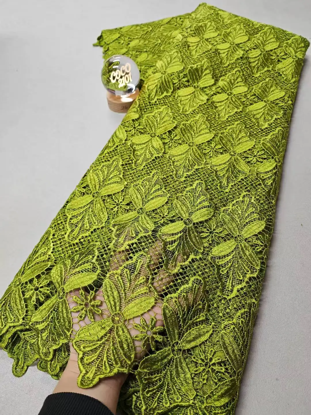 

2025 Latest High Quality African Nigerian With Tulle Sewing Guipure Lace Fabric Embroidery Dresses Sequins cotton 5Yards XL157