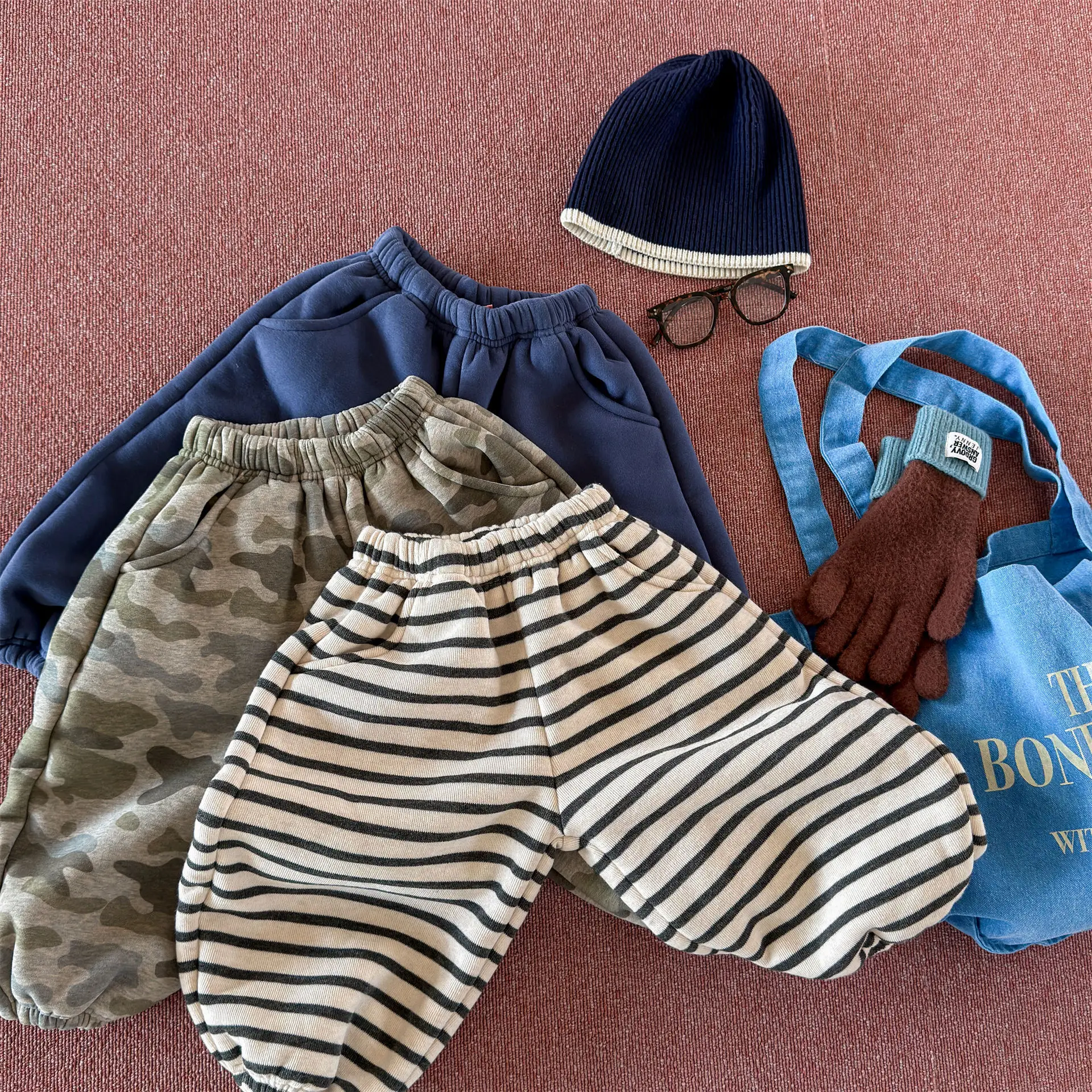 2026 Winter New Children Fleece Warm Sweatpants Boys Casual Pants Plus Velvet Thick Girls Striped Trousers Cotton Kids Clothes