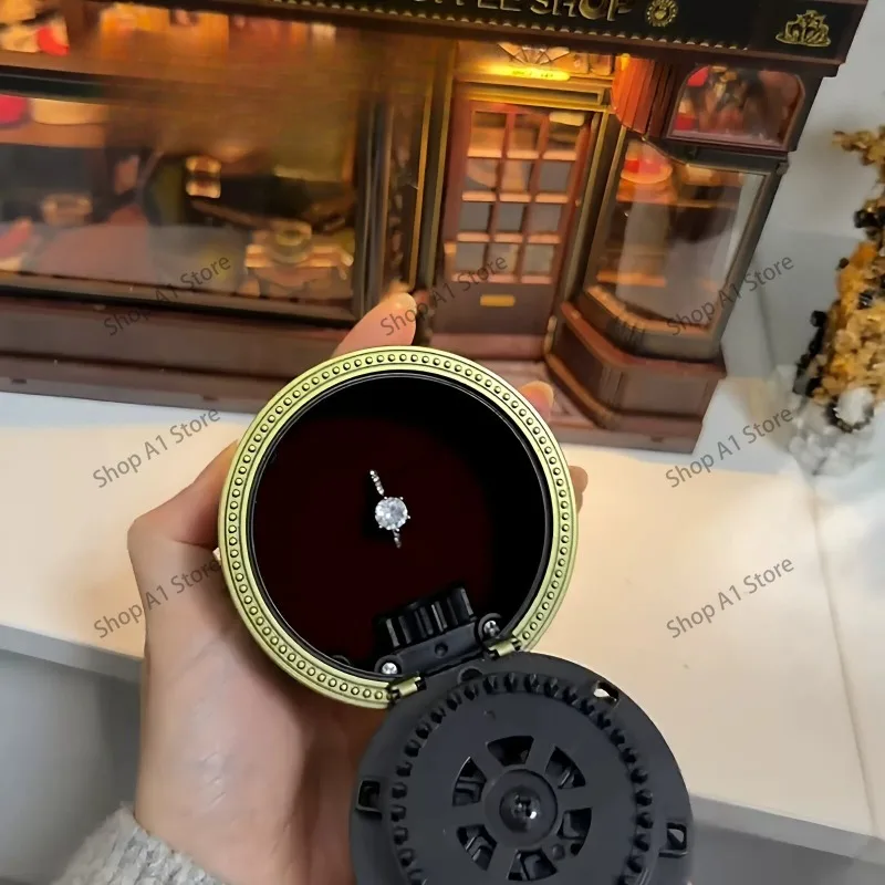 Five Snake Door Ring Box Creative Rotating Opening Proposal Jewelry Box Retro Mechanical Three-dimensional Relief Jewelry
