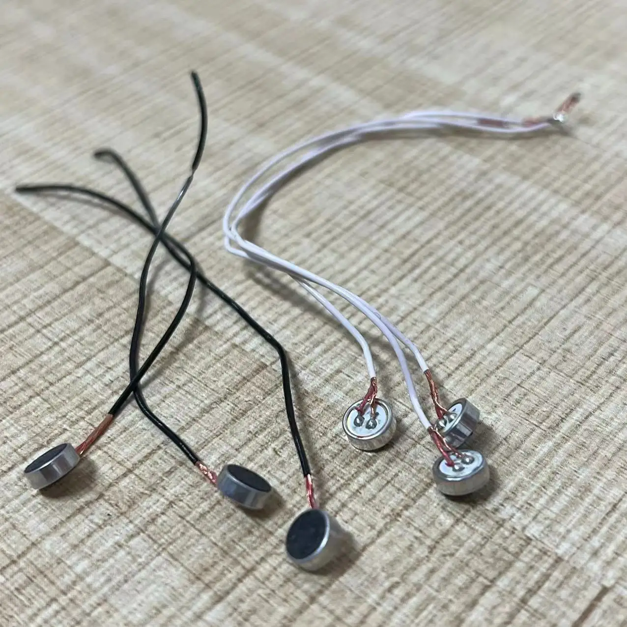 قطع الغيار الأصلية لسوني WH-1000xm4 xm3 xm2 1000x سماعات استبدال ميكروفون ميكروفون الحد من الضوضاء التسمية
