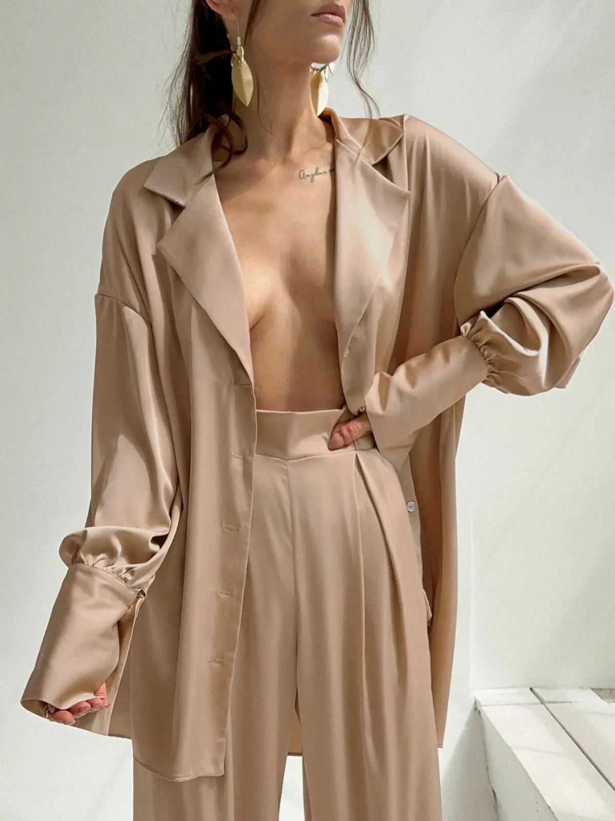 2024 New suit collar long sleeved shirt women\'s drape high waisted wide leg pants two-piece set of solid color loose casual