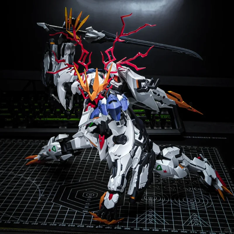 LUNAVOR Studio 1/100 Ölçekli A - Fenrir Model Kit In Era incelemesi ve fiyatı