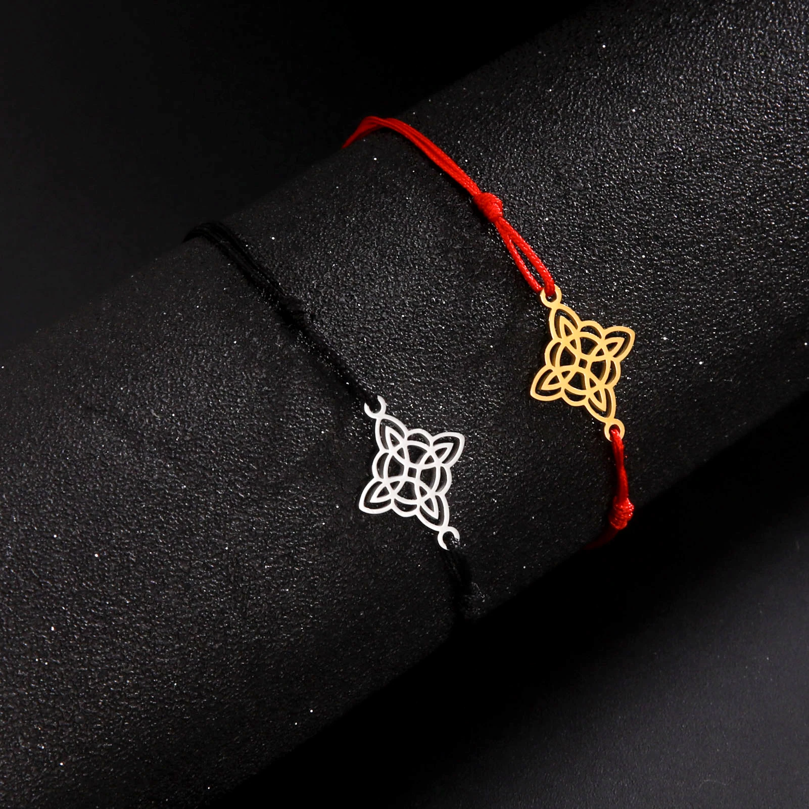 Witch Knot Red Rope Bracelet Stainless Steel Women's Retro Witchcraft Charm Celtic Knot Adjustable Red Rope Talisman JewelryGift