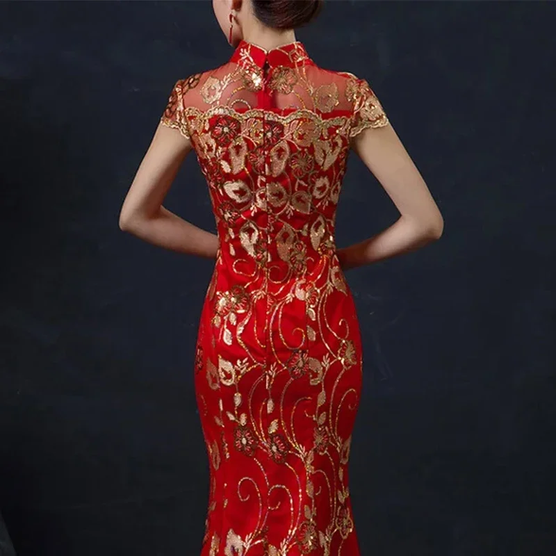 Red Chinesische Hochzeit Kleid Weibliche Lange Kurzarm Cheongsam Gold Slim Chinesischen Traditionellen Kleid Frauen Qipao für Hochzeit Party