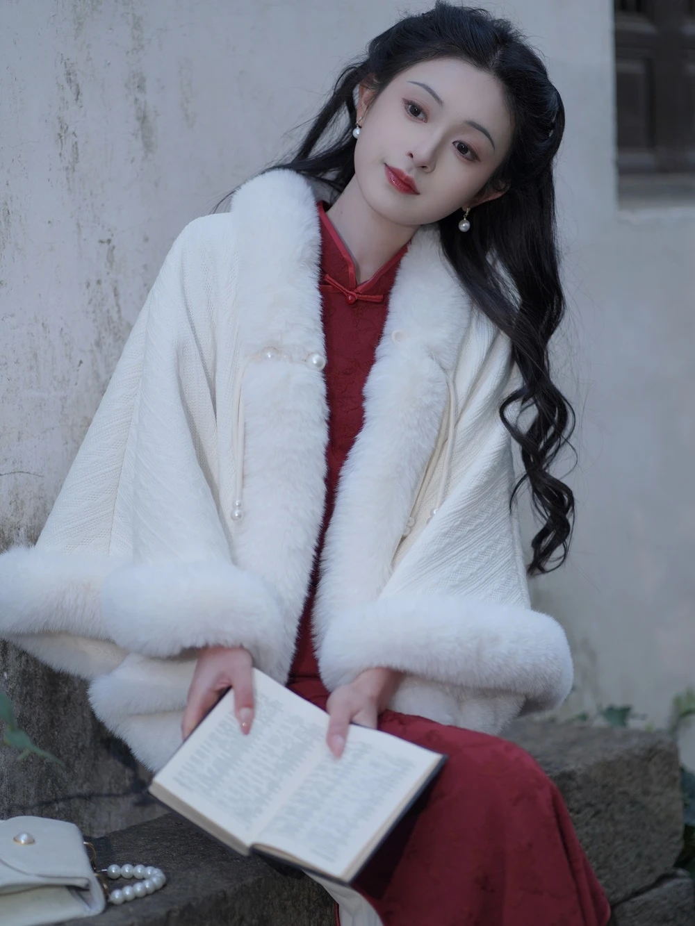 

New Chinese Sle Thiened Fce awl Wedding Engagement Year End Par Traditional Costume Women's Cotton Coat