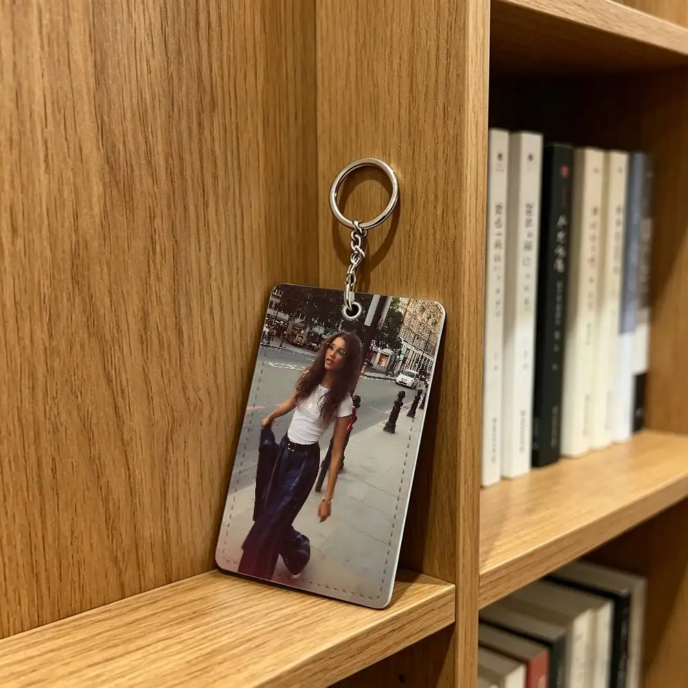 Popular actress Z-Zendaya Card Case Leather Card Holder Keychain Key Ring Door Access Tags ID Card Case Keychain