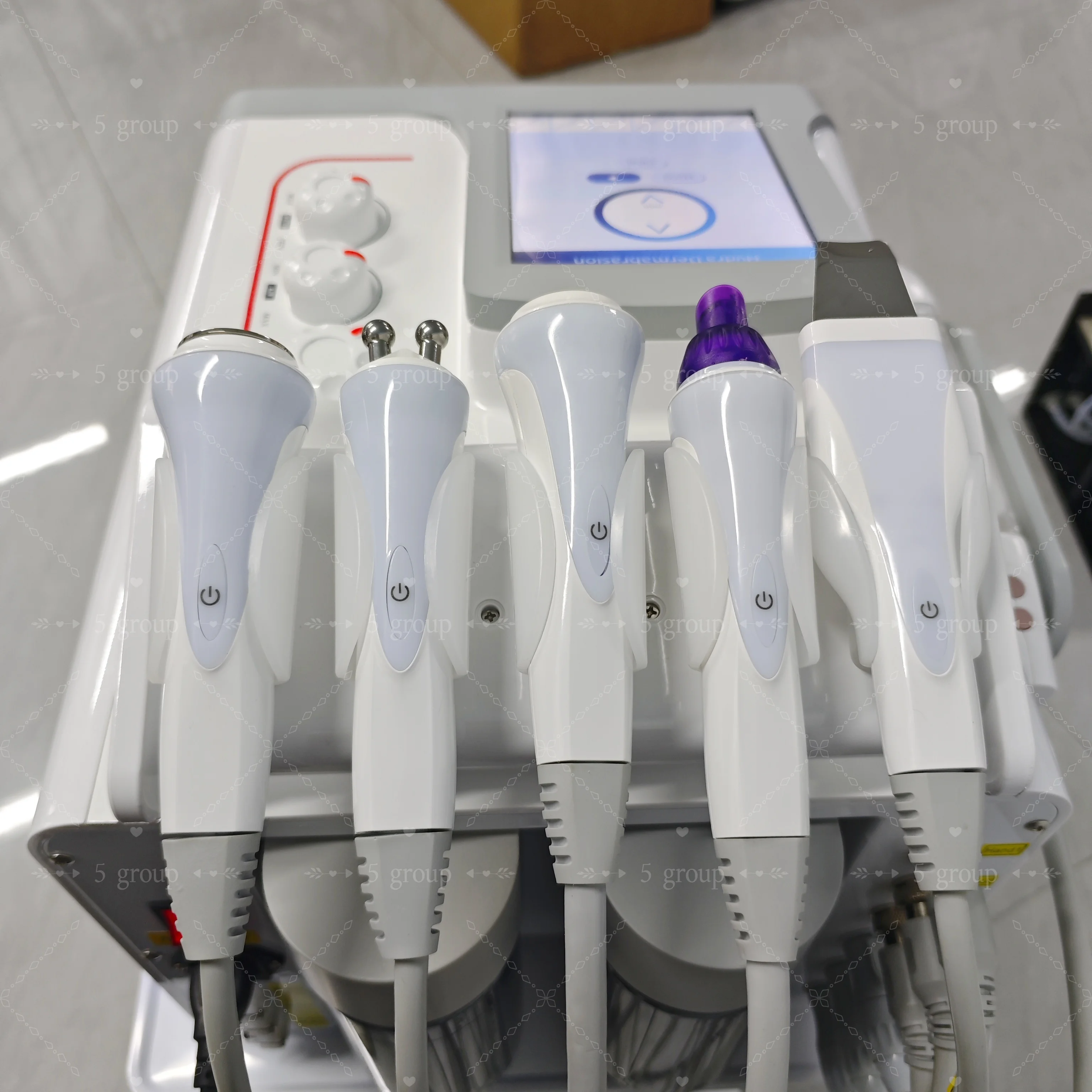 

Portable 6 In 1 Hydro Machine Jet Peel Hydro Oxygen Deep Cleansing Rejuvenation Microdermabrasion Pore Optimization