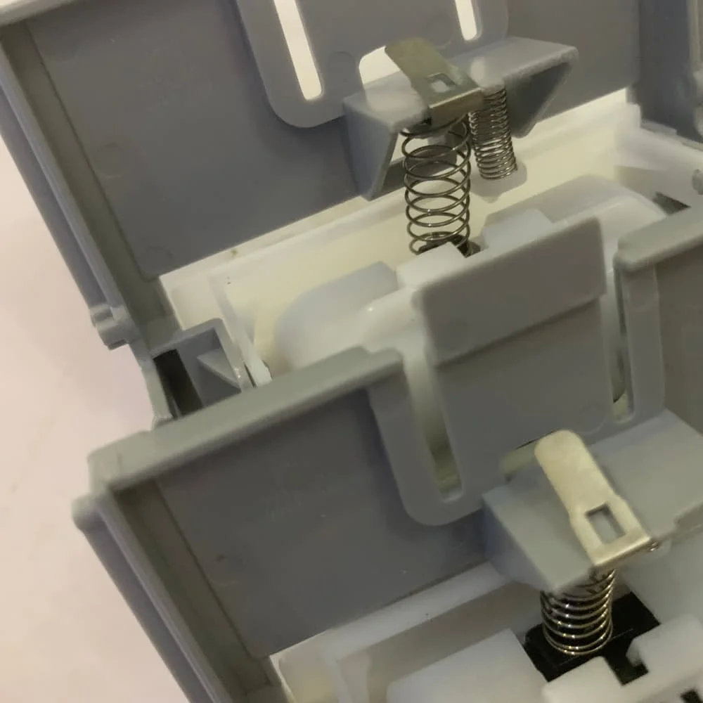 

RM2-5745-000 F2A68-67913 for HP M402 M403 M426 M427 M501 M506 M507 M527 M528 M304 M305 M329 M40 M428 Separation Roller