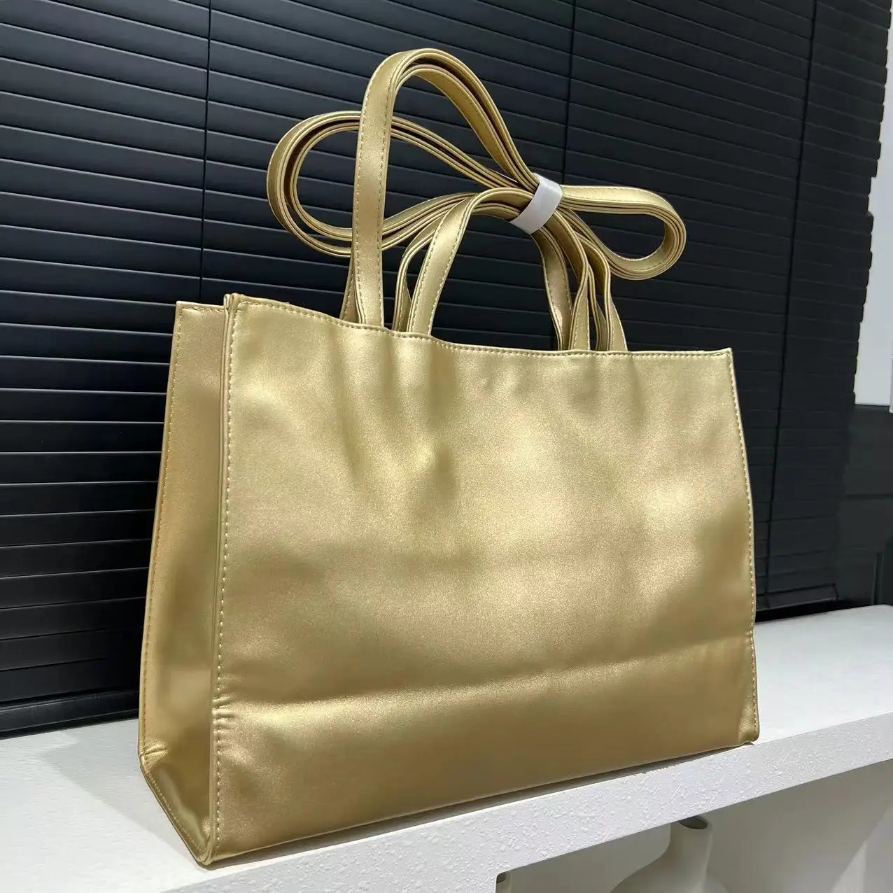 Borsa Tote da donna di design borsa a tracolla di alta qualità borsa per la spesa di grande capacità