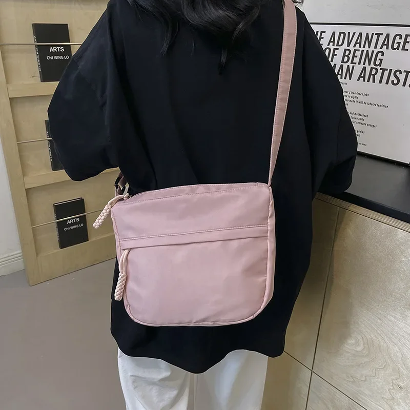 Nylon Wheat Zipper Shoulder Bag Women Minimalism Daily Commuter Crossbody Bag Student Class Large Capacity Normcore Tote Bag