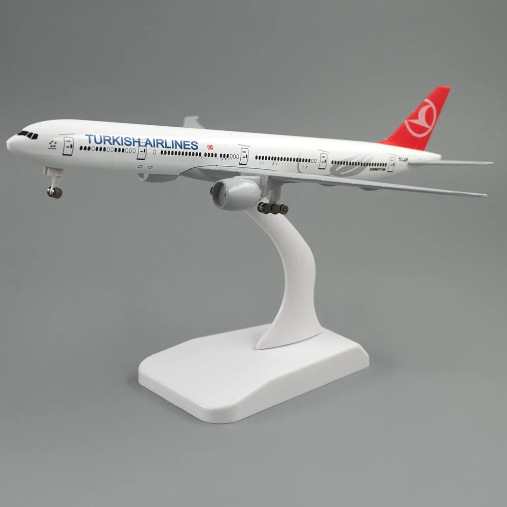 20cm Aircraft Boeing 777 Turkish Airlines Alloy Plane B777 with Wheel Model Toys Children Kids Gift for Collection Decorations