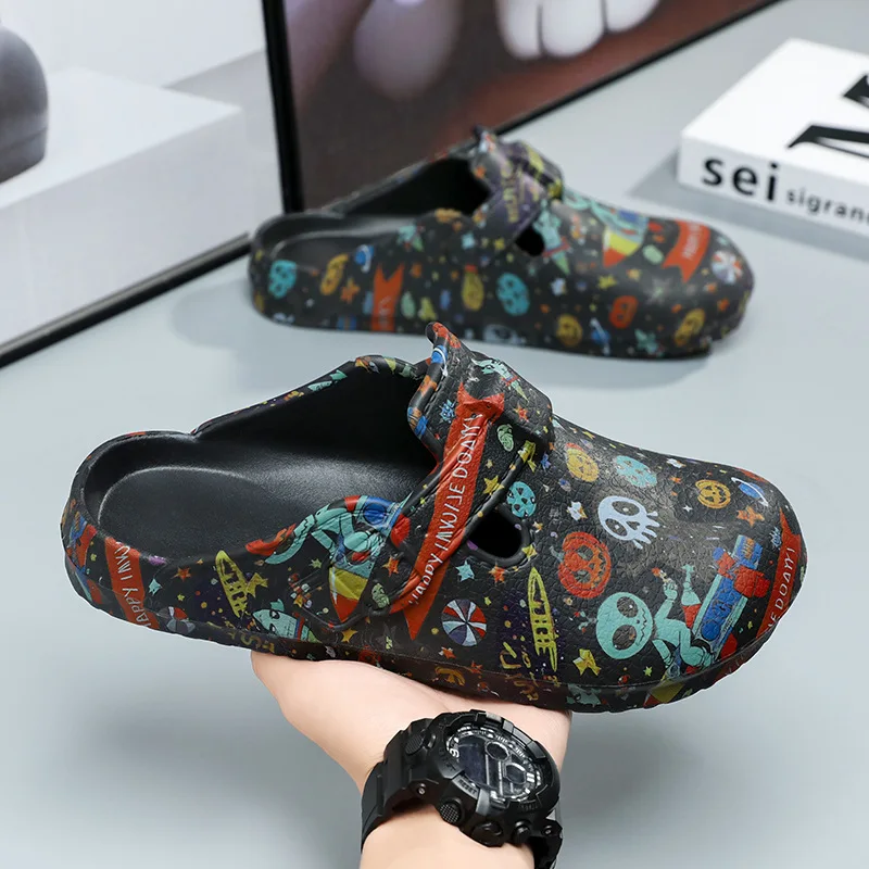 

Men EVA graffiti slipers Slip On Buckle Design Soft Sole Non Slip Garden Sandals Breathable Summer Outdoor Casual Beach shoes