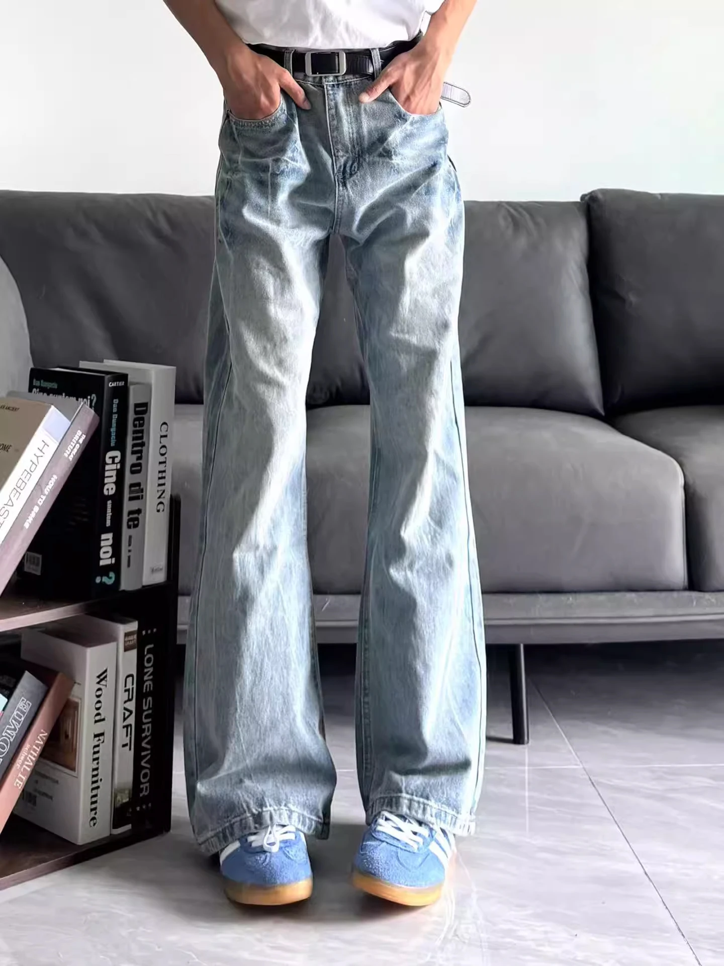 

Slim Fit Straight Leg Jeans Men's American High Street Lightning Pattern Jeans mid Waist Zipper Closure Casual Wear