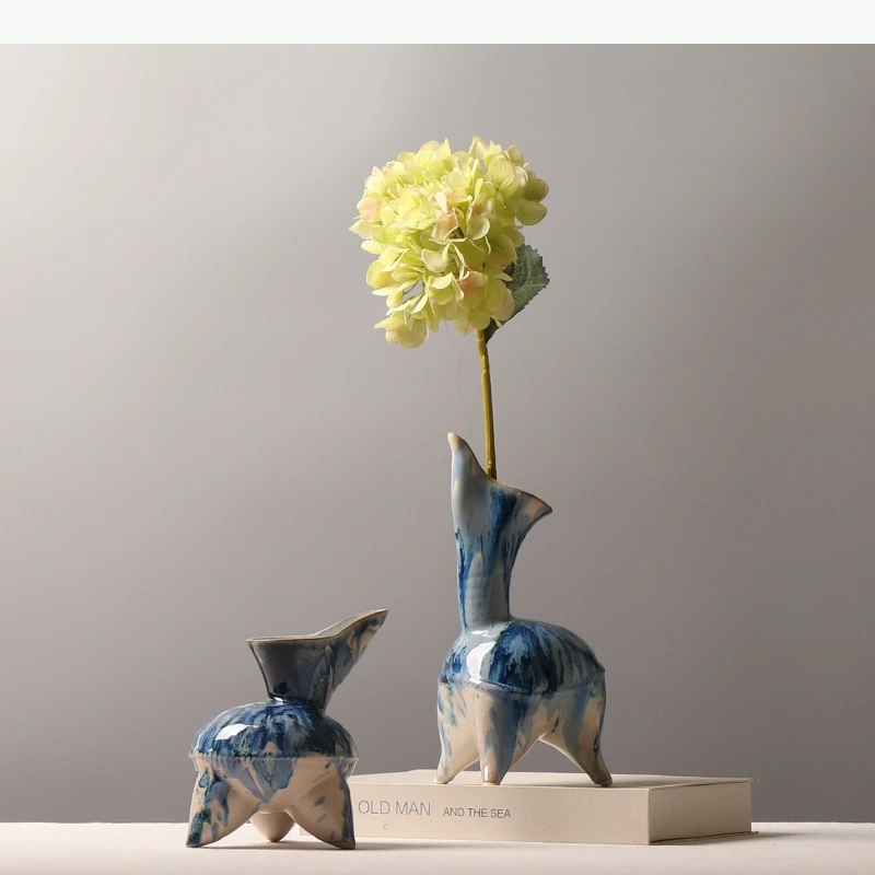 Blue Painted Three Legged Artwork Abstract Ornaments Desk Decoration Modern Crafts Ceramic Sculpture Room Aesthetics Decor