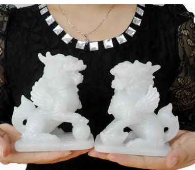 Qilin ornament, a pair of bedroom shops, Jade Qilin  Large car interior accessories, creative decorations, handicrafts, decorati
