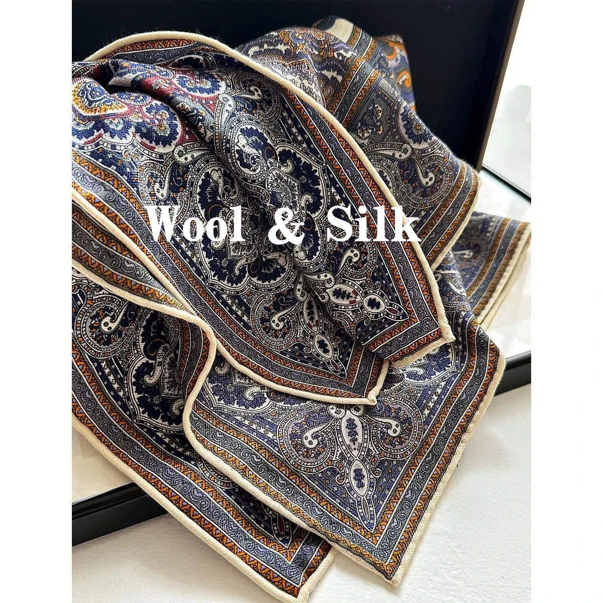 

82% Wool 18% Silk Neck Scarves for Women Ethnic Vintage Paisley Pattern Square Scarf Women's Stole Silk Wool Neck Warmer
