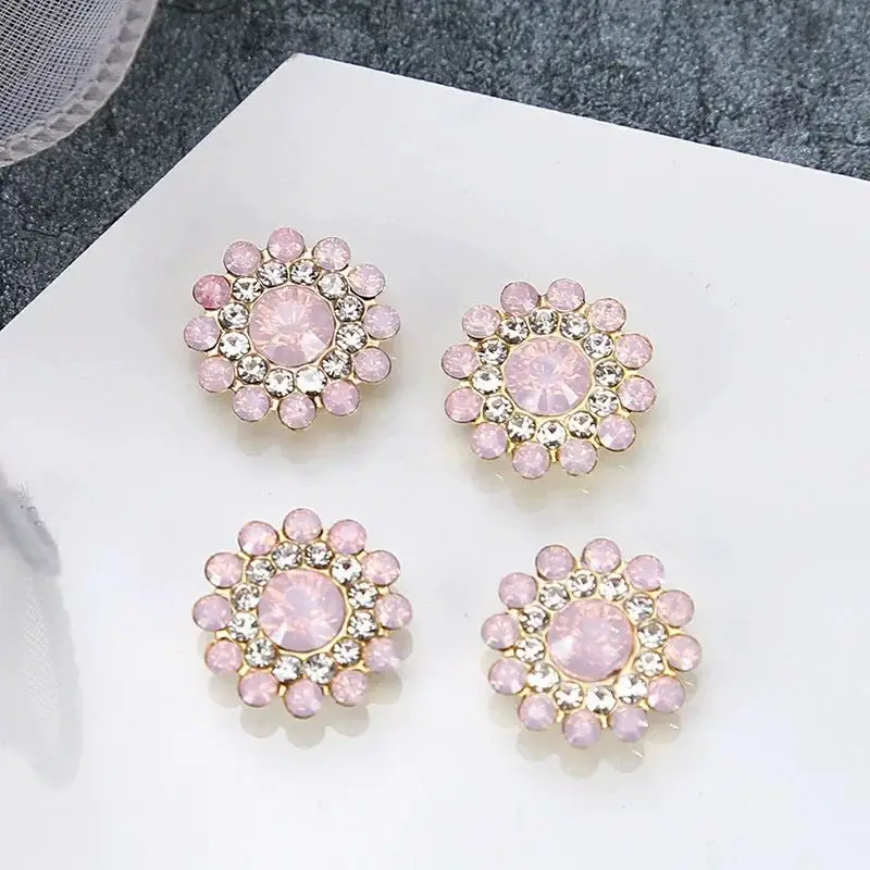 

500pcs Pink Opal Color Sunflower Rhinestones Glass With Claw Sew On Crystal Stone Strass Diamond Metal Base For Sewing Button