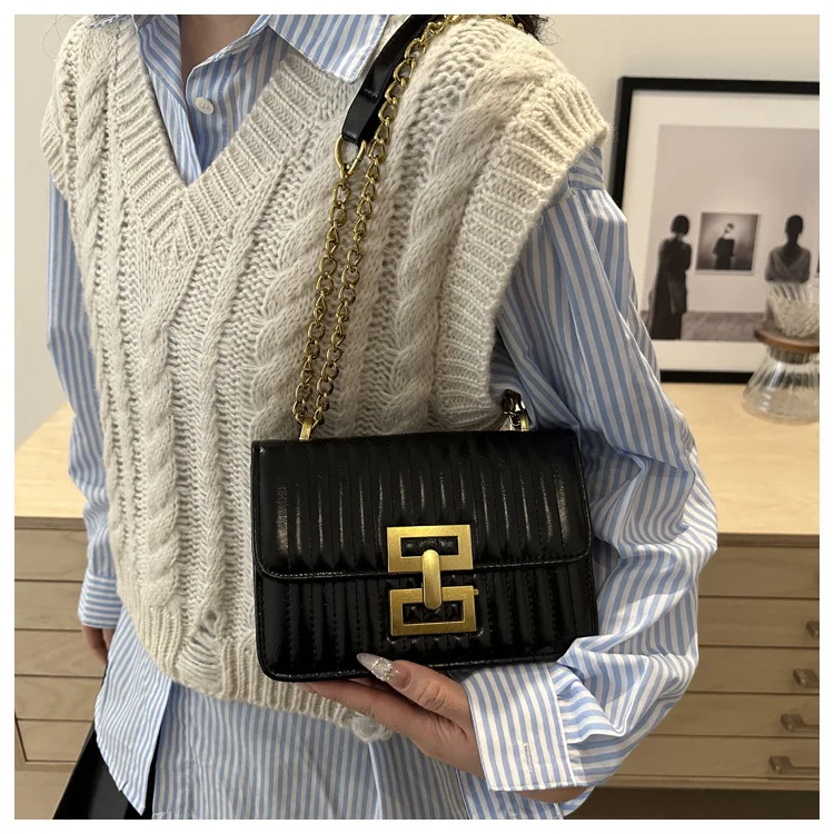 

Spring Solid Color Chain Bag Elegant Shoulder Purse for Women, Minimalist Underarm Bag, Chic Crossbody Tote Versatile Bag​