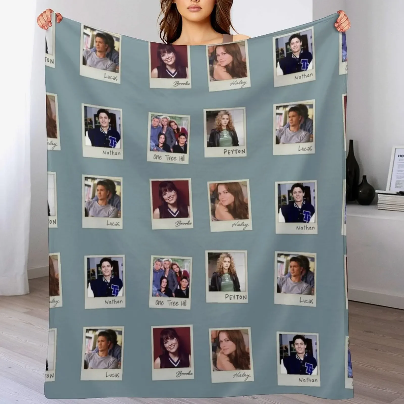 

One Tree Hill Polaroids Pack of 6 Throw Blanket Luxury Brand Hairys Heavy sofa bed Blankets