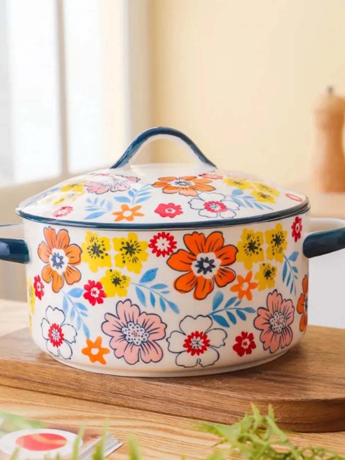 

Large Cerc Soup Bowl with Lid Underglaze Color Double Ear Microwave Se Spiral Rice Noodles Bowl Fly Use Diware
