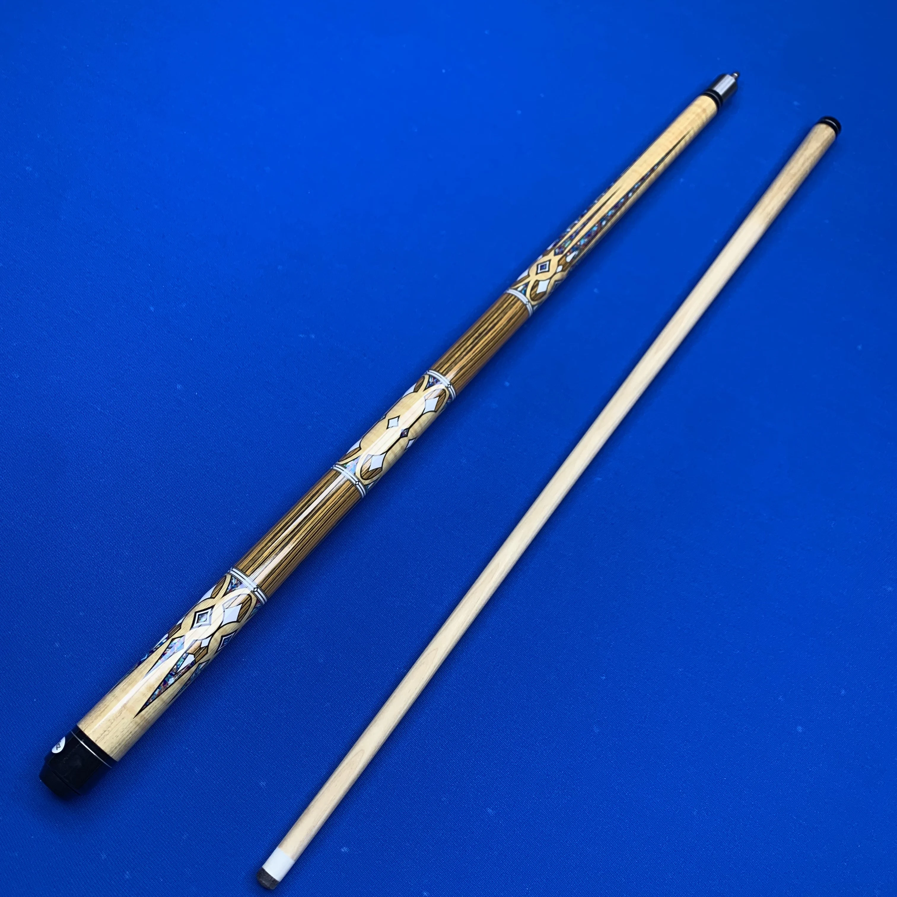 

Professional Maple Wood 13MM Billiard Cue Stick, Anti-Slip Grip & Quick Joint for Snooker/3 Cushion Billiards