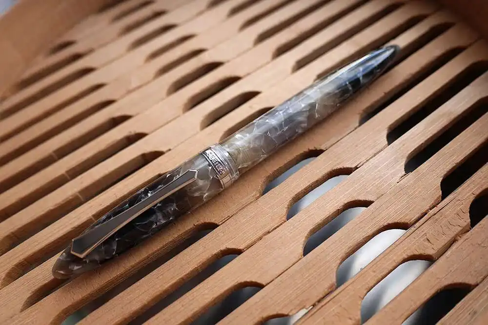 pluma-estilografica-de-resina-acrilica-pennbbs-480-de-estilo-unico