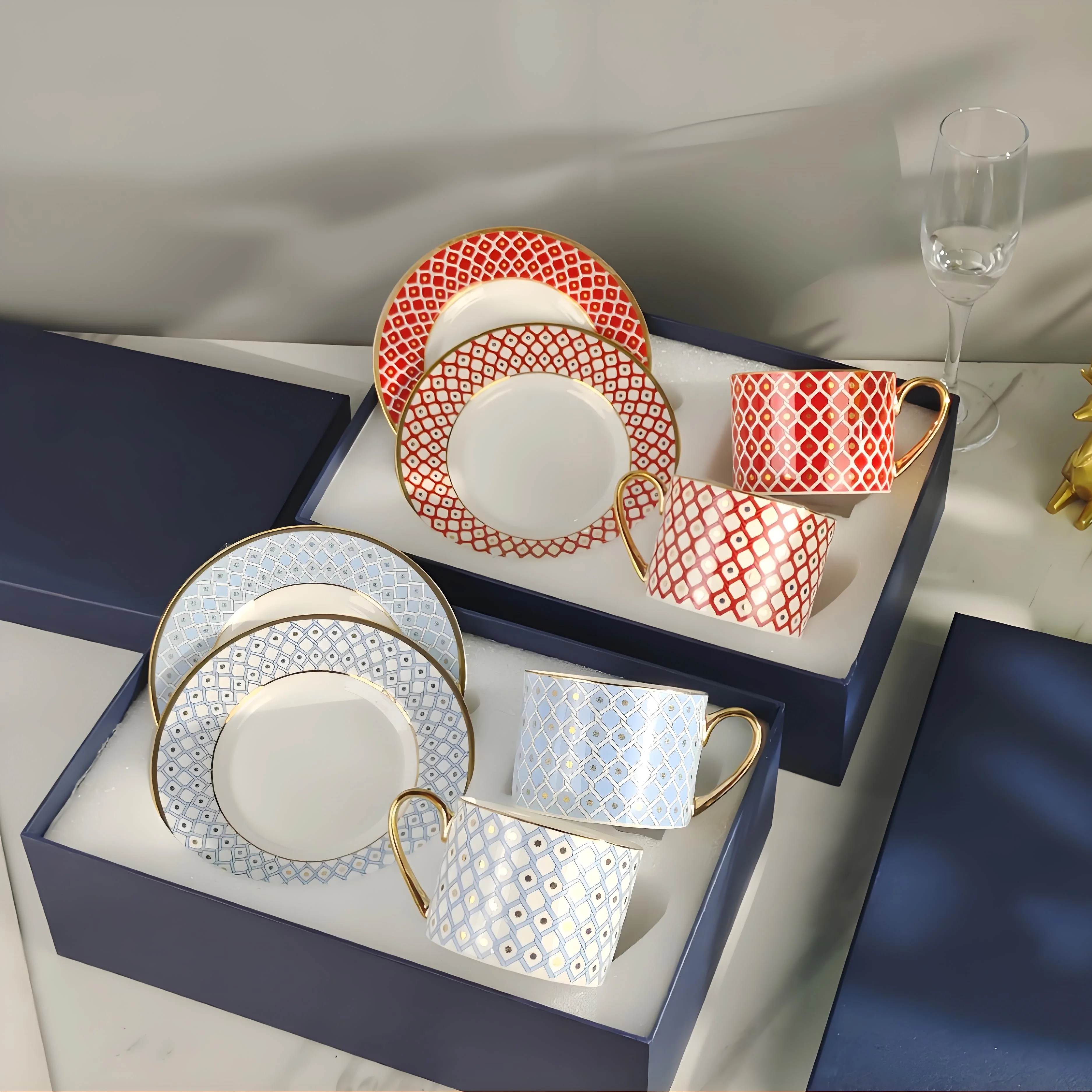 

Позолоченная керамика, посуда, кофейная чашка, тарелка, кружка, европейская чашка для послеобеденного чая и блюдце, набор, подарочная коробка, индивидуальный продукт