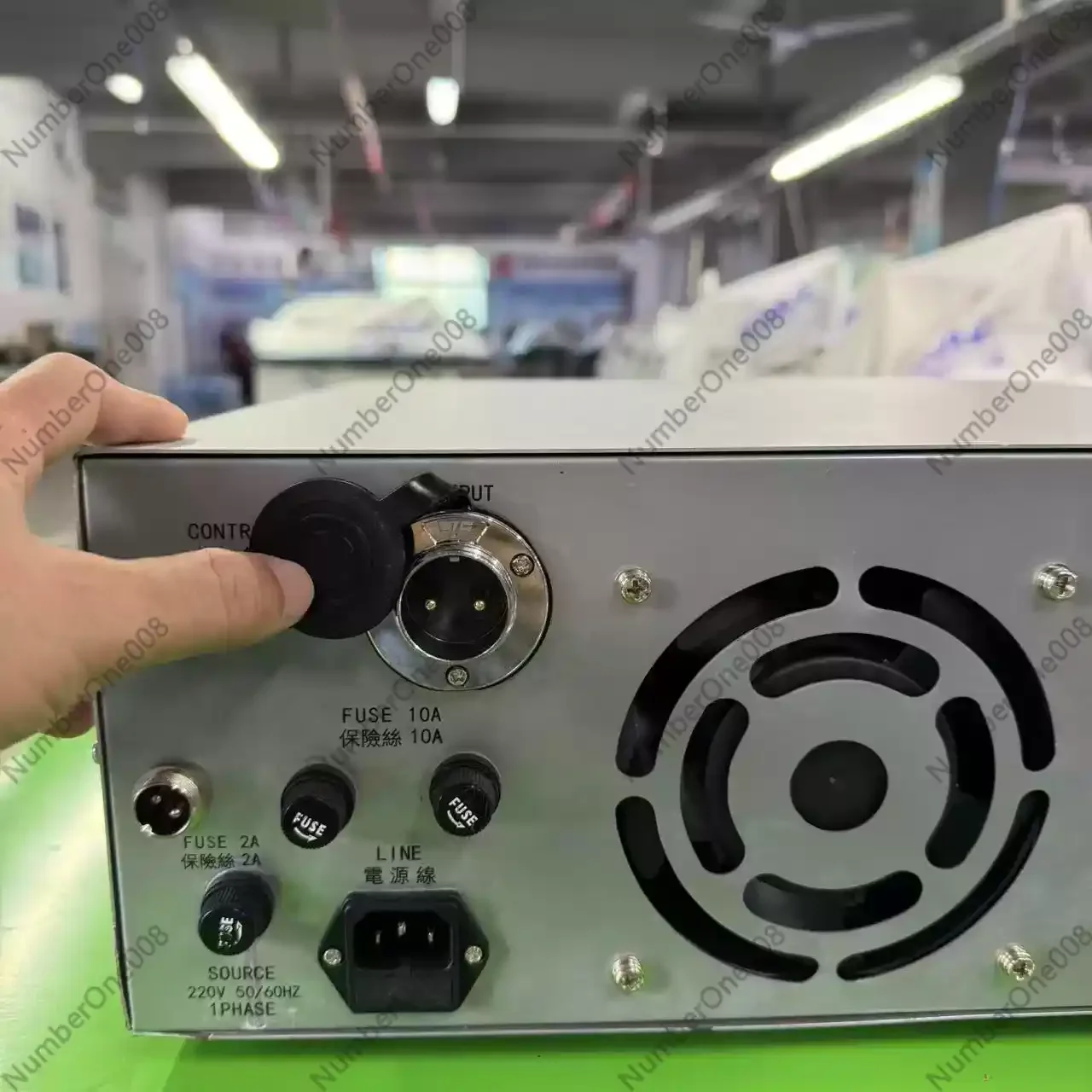 20KHZ Ultrasonic Generator Controller Chassis with Industrial Ultrasonic Transducer