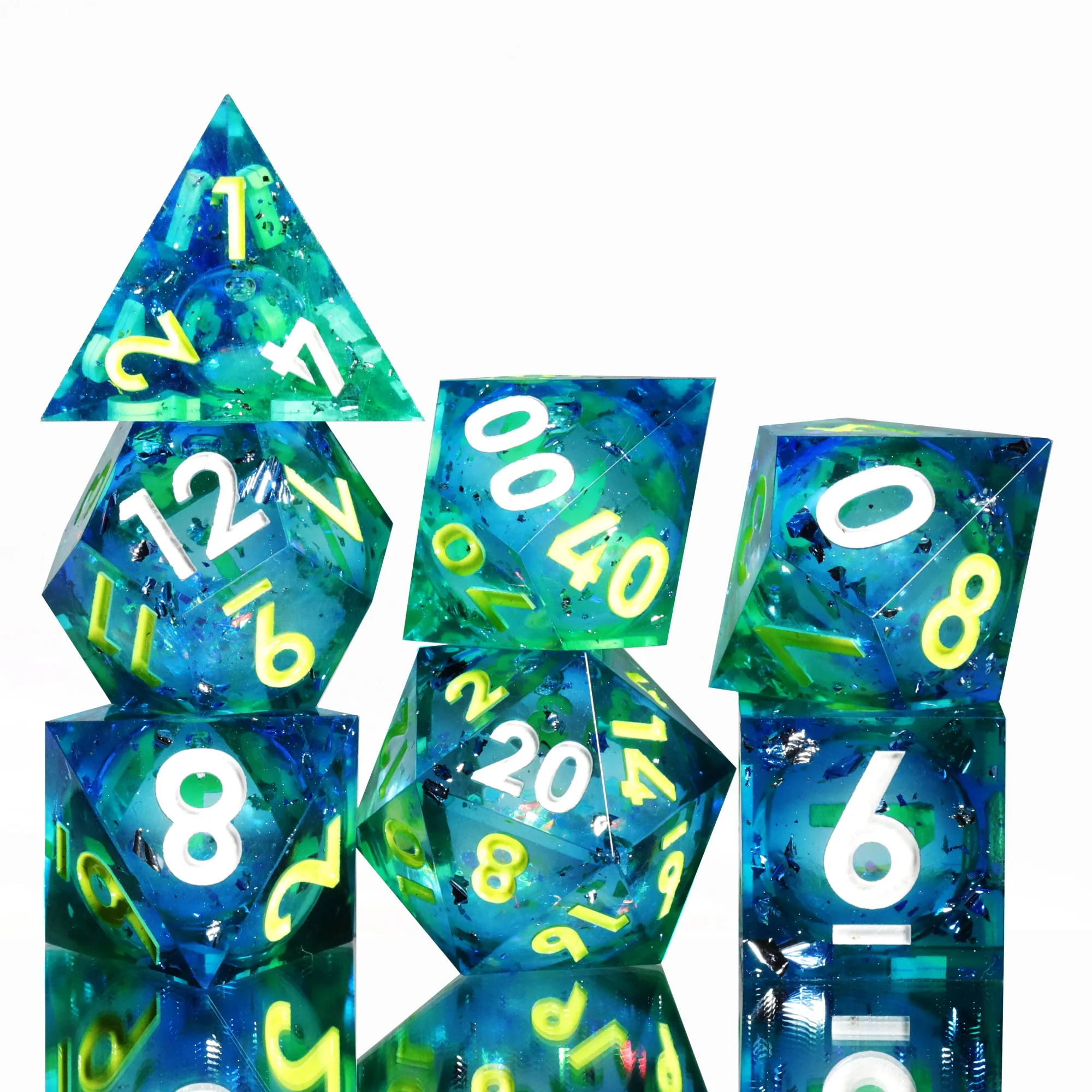

Набор кубиков MINI PLANET с жидким сердечником, смоляные кубики ручной работы для TRPG Dungeons & Dragons, настольная игра, набор кубиков DND MP78, изумрудный сад, подарок