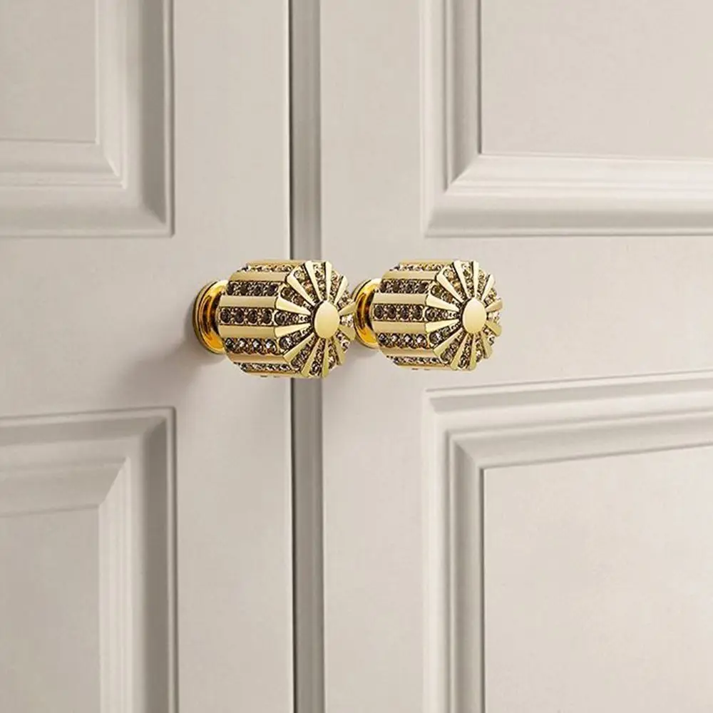 Zinc Alloy Cabinet Knobs Solid Construction Diamond Shape Drawer Knobs Single Hole Pull Button Style Crystal Knobs Wardrobe Door