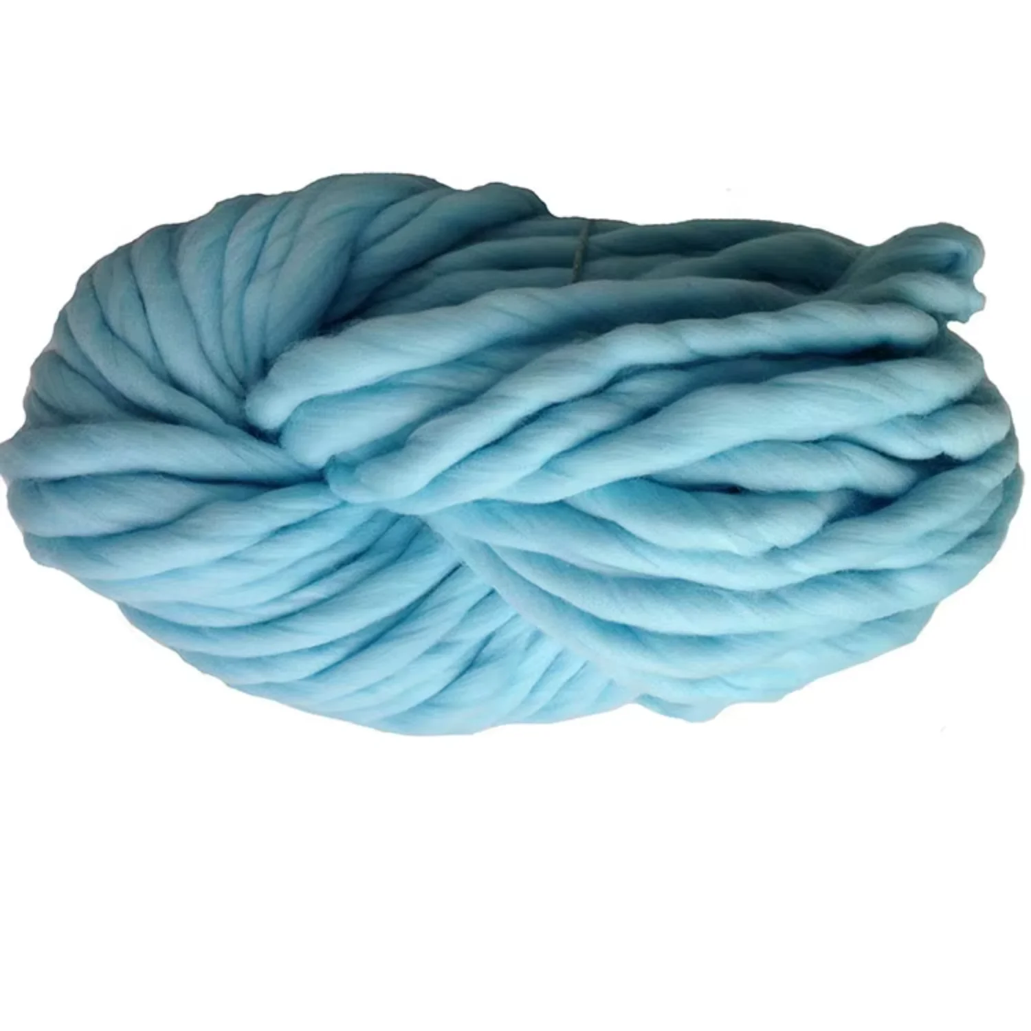 

Hot Sale Very Fluffy Soft Warm Hypoallergenic Chunky Roving Big Yarn for Hand Knitting Sweaters Crochet