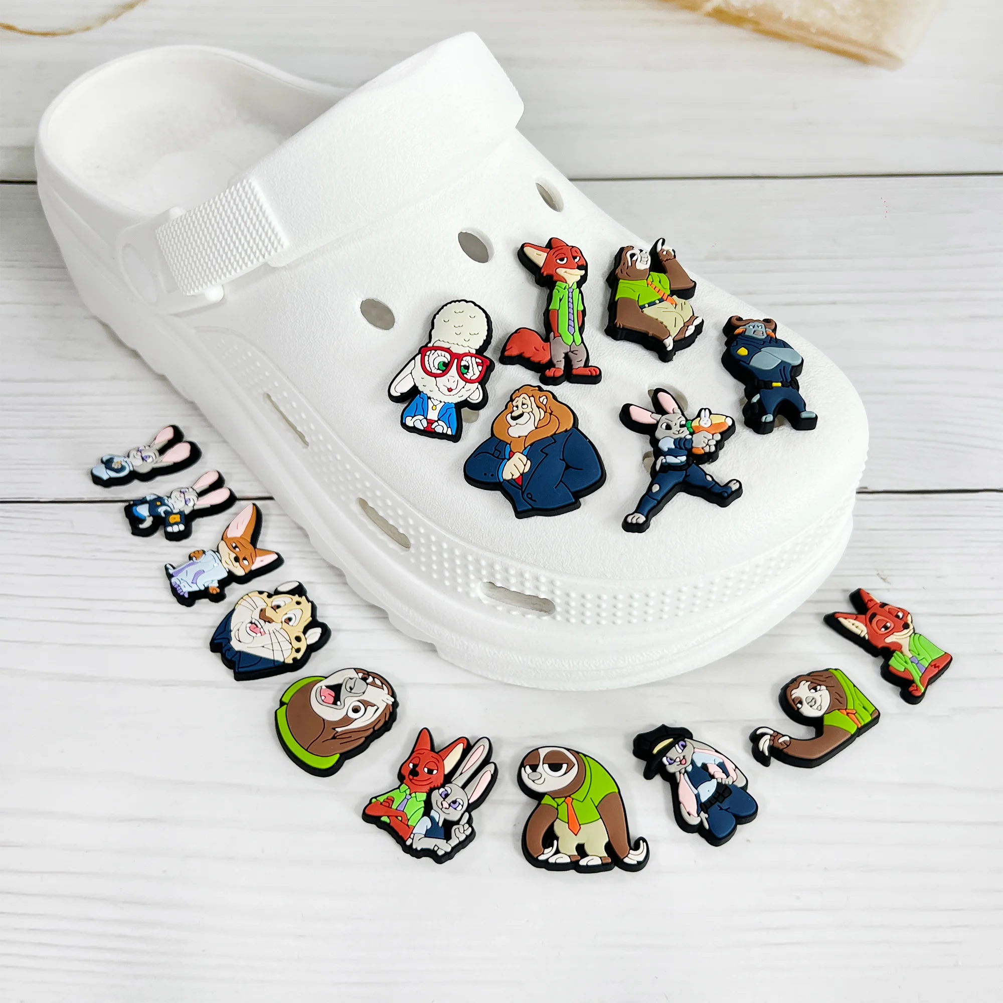 MINISO 1-16 قطعة Zootopia الأحذية السحر أنيمي شخصية لطيف الكرتون اكسسوارات الديكور لهدايا كلاسيكية تسد X-mas #2