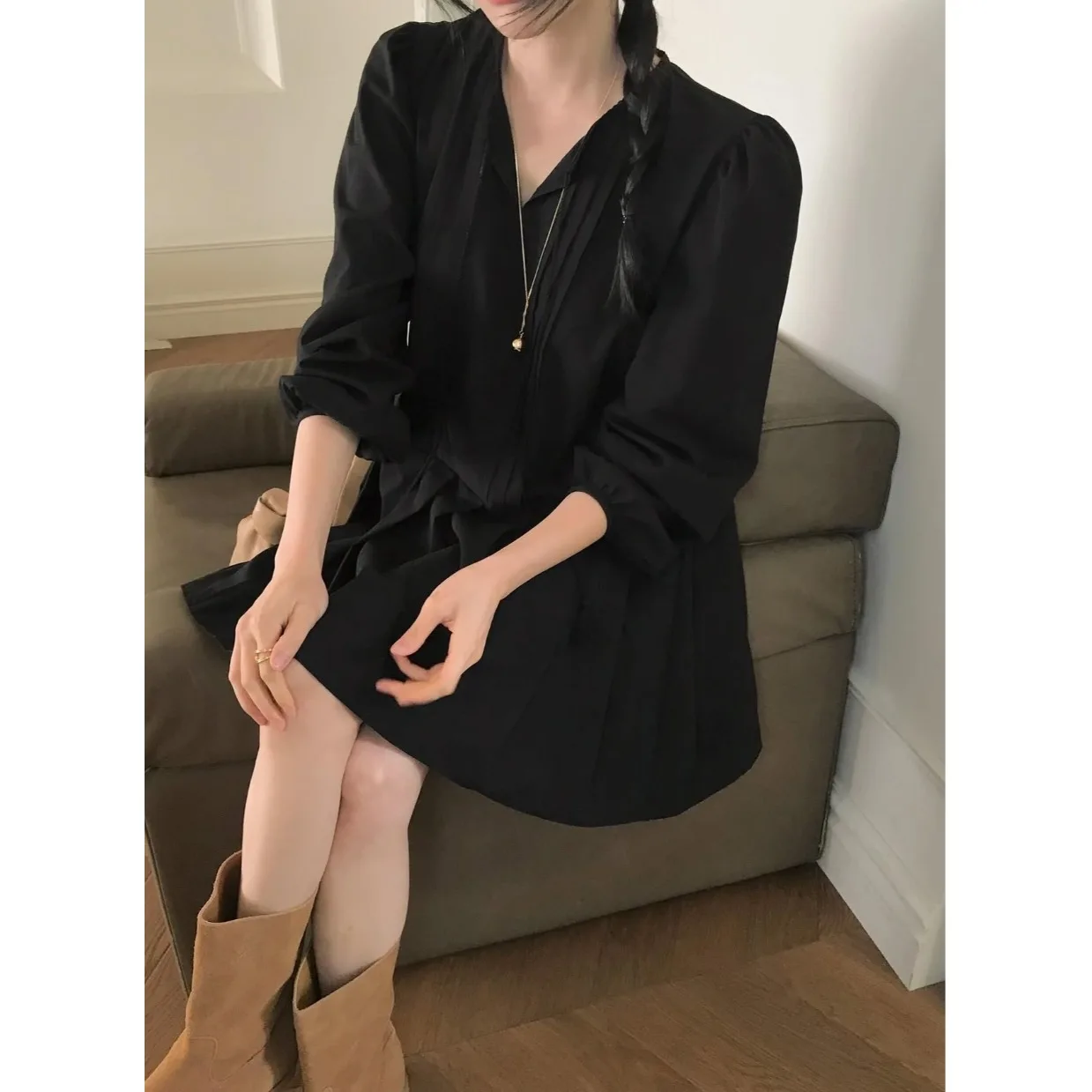 엘레 시크 이른 봄 V넥 태슬 드 여성 패션 에이지 디파잉 플리츠 스커트 한국 스타일 봄 가을 겨울 드