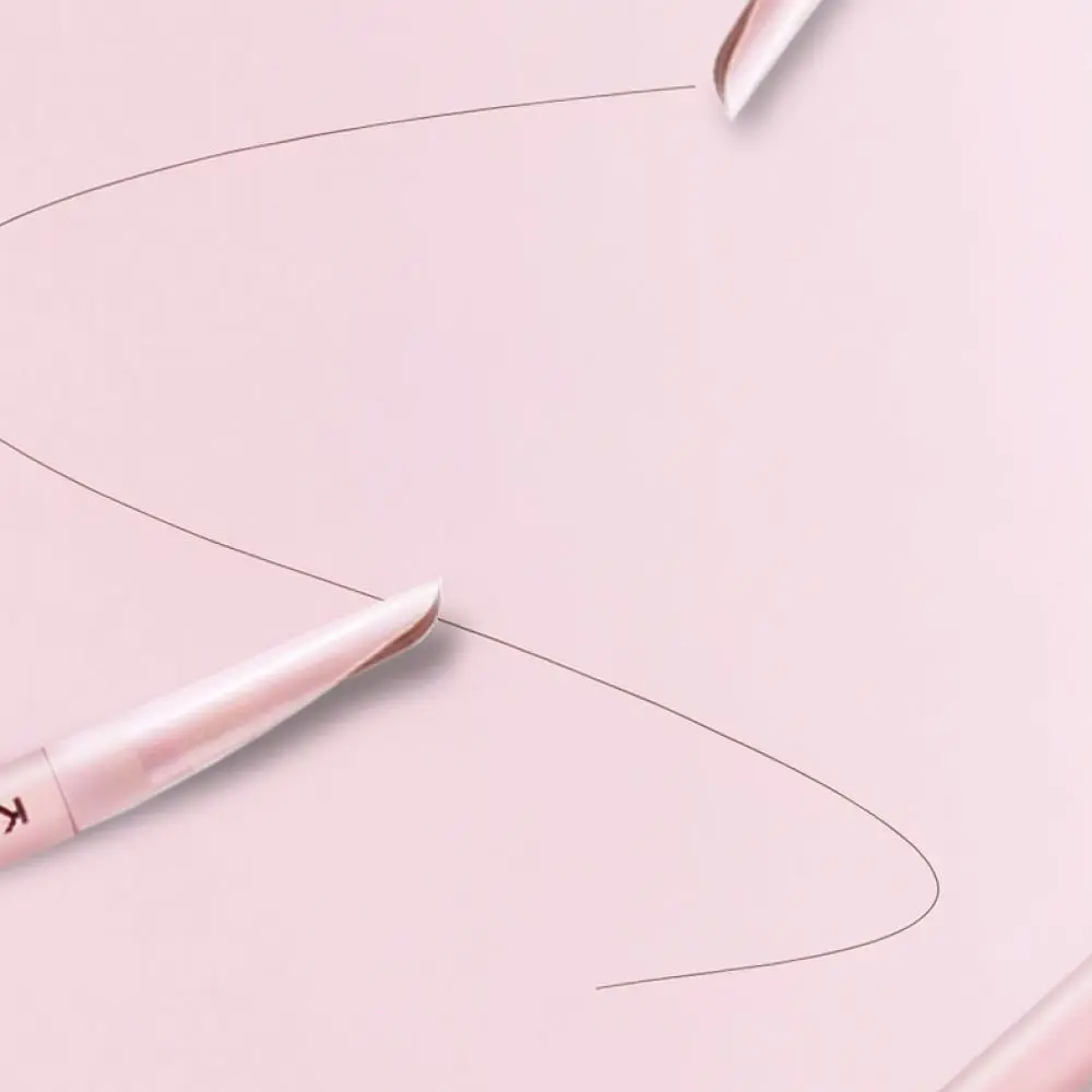 matita-illuminante-per-il-contorno-occhi-keke-mood-eyeliner-a-lunga-tenuta-resistente-all’acqua-e-al-sudore-per-un-effetto-naturale-e-una-finitura-satinata